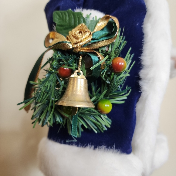 Blue Velvet Velour Plaid Boy and Girl Christmas Carolers Set Christmas Decor - Picture 8 of 14